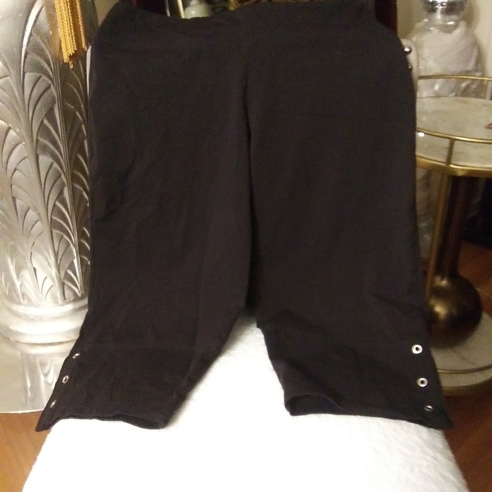 KOS Shorts